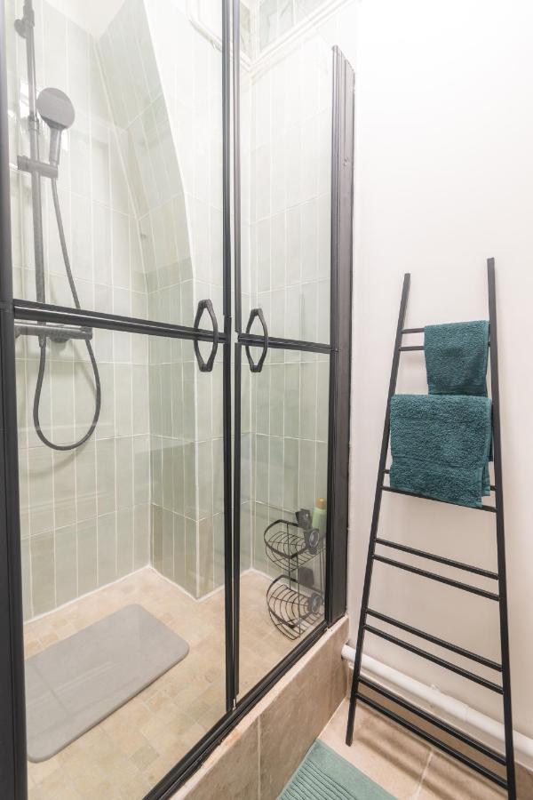 Cosy et comfort studio équipé à Clichy 5 min Métro Extérieur photo